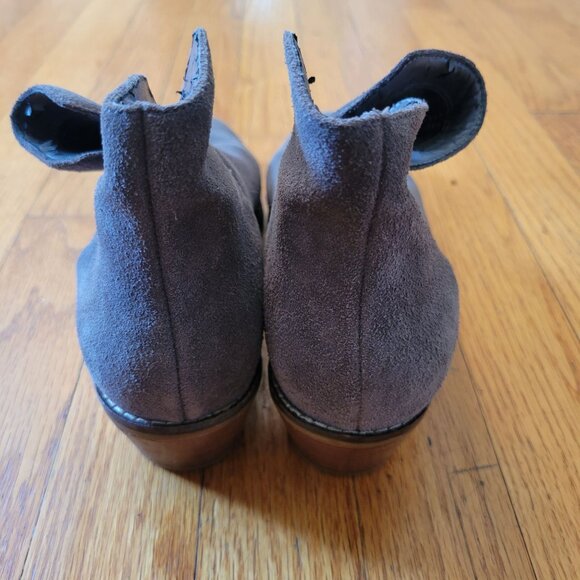 Cole Haan 7.5 B Gray Leather Slip On Heeled Booties Shoes USA Western Yellowston - Picture 6 of 7
